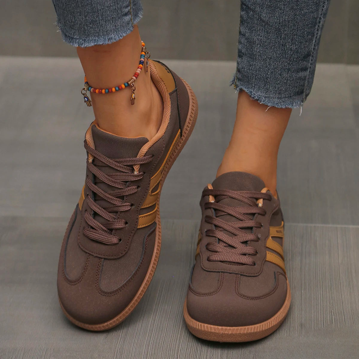 Walking Sneaker